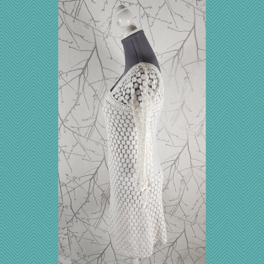 Solitaire White Ivory Eyelet Lace Overlay Dress - Picture 3 of 5